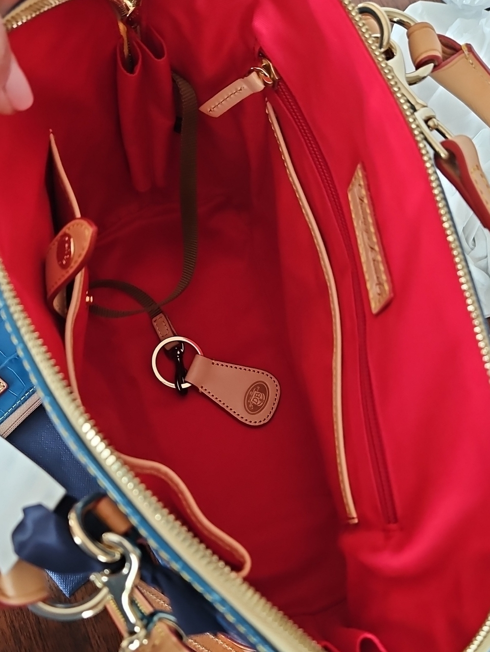 NWT Dooney & Bourke Marine Croc-Embossed Zip Zip Satchel with Matching Pouch - Picture 7 of 16